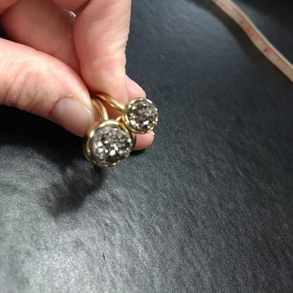 Gold tone sparkly druzy ring size 7